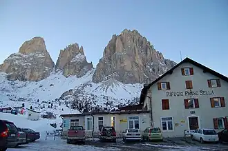 Le refuge Passo Sella.