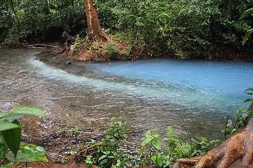 Teñidero : la confluence des rivières Buena Vista et Quebrada Agria.
