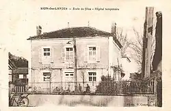 L'école des filles et hôpital temporaire en 1916.