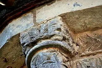 Deux cracheurs de rinceaux (b).