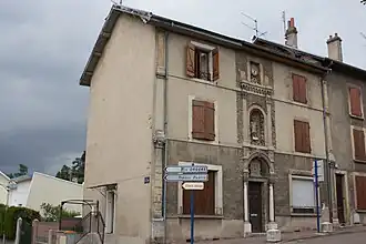 La maison Blanc.