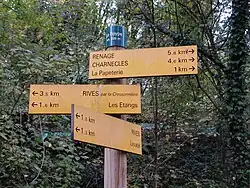 Altitude au lieu-dit la Poype : 338&nbsp;m.