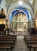 Nef et retable.