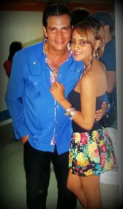 Description de l'image Roberto Mateos Compartiendo con Perla ROdqz.jpg.