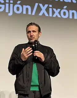 Description de l'image Roberto_Minervini_en_el_FICX62.jpg.