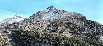 Vue du rocher Rénod depuis l'Arcelin à Orelle.