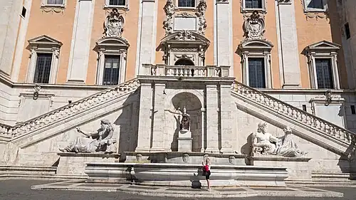 Palais sénatorial par Michel-Ange.