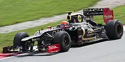 Grosjean pilote une Lotus F1 à Sepang en 2012.