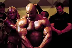 Ronnie Coleman en posing.