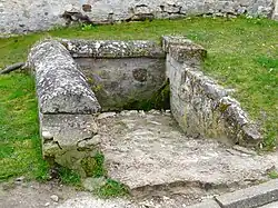 Fontaine de l'église.