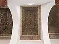 Les plafonds sur la chambre du Mihrab.