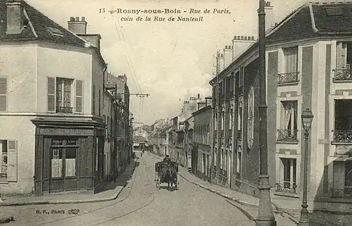 Rue de Paris (future rue du 4e Zouaves), au coin de la rue de Nanteuil