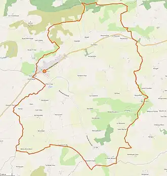 Carte en couleurs représentant les limites d'une commune.