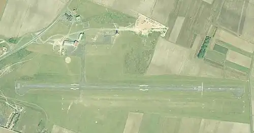 Aérodrome de Royan le 29 septembre 1987 (création aire de camping-cars)