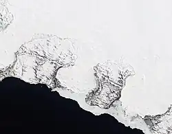 Image satellite en couleurs naturelles du glacier Nordenskjöld (côte orientale de l'île Severny).