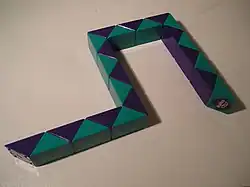 Description de l'image Rubik's Snake.JPG.