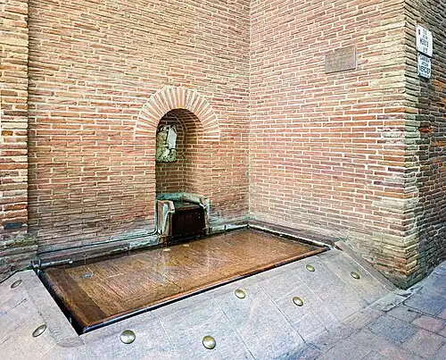 Fontaine Xavier Darasse (1992).