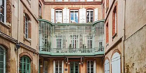 Oriel Art déco, rue Antonin-Mercié (Toulouse).