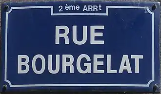 Voir la plaque.