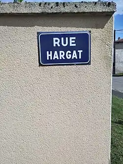 plaque avec un odonyme lorrain