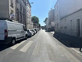 La rue en juillet 2022.