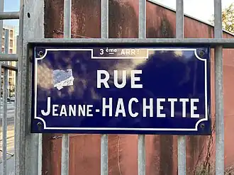 Voir la plaque.