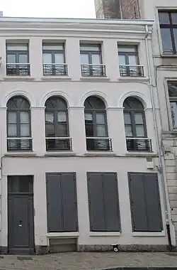 N° 13 immeuble années 1800