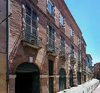 no&nbsp;28 : hôtel de Jean Roguier.