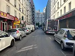 La rue en juillet 2022.