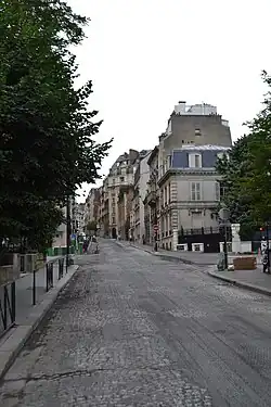 La rue de Boulainvilliers à l'été 2017 (réfection de la chaussée).