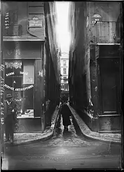 En 1930 (Agence Rol).