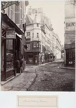 Tourelle à l'angle de la rue de l'École-de-Médecine.
