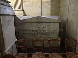 Le tombeau de Robert de Tascher de La Pagerie.