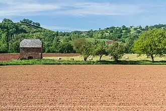 Paysage rural à Nauviale, dans le nord-ouest.