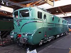 Livrée bicolore de la BB 9004.