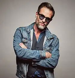 Description de cette image, également commentée ci-après