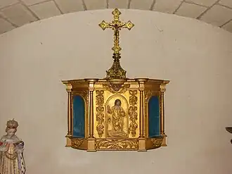 Le tabernacle doré.