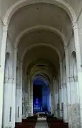 Nef de l'abbatiale.