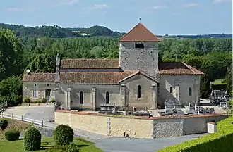 L'église Sainte-Eulalie et le cimetière.
