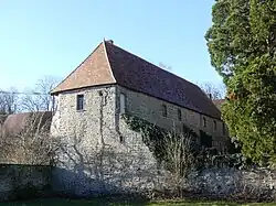 Bâtiment de dépendances à l'ouest.