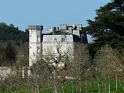 Le château de Saint-Crépin.