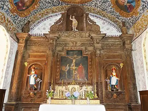 Le retable du maître-autel.