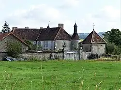 Le château de Saint-Fiel.