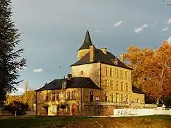 Le château de Pelvézy.