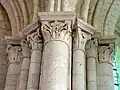 Intersection 2e-3e travée, chapiteaux côté nord.