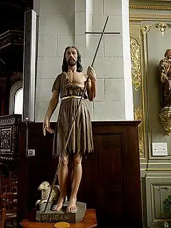 Statue de Saint-Jean-Baptiste.