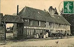 L'hôtel de La Levrette du XVIIe&nbsp;siècle vers 1910.