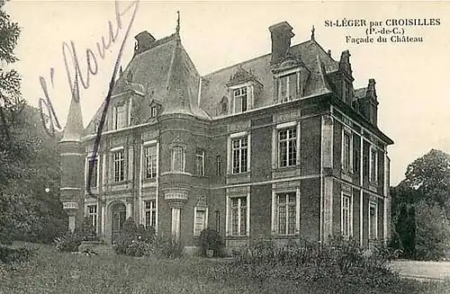 Le château de Saint-Léger avant sa destruction en 1917.