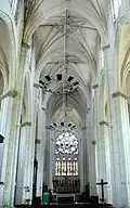 Nef de l'abbatiale.
