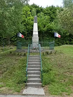 Le monument aux morts.